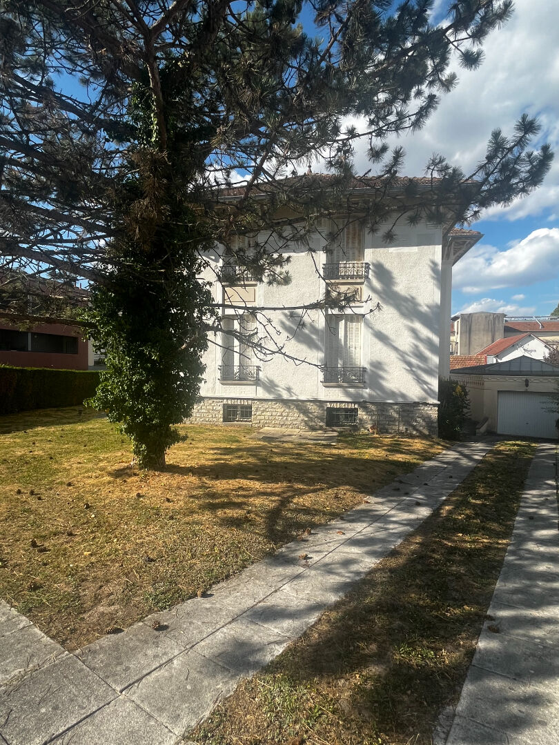 Maison VITTEL (88800) 8 pi&egrave;ces 155.00 m&sup2;