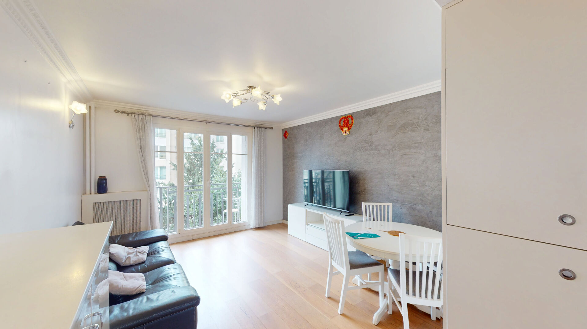 Appartement CHARENTON LE PONT (94220) 3 pi&egrave;ces 53.62 m&sup2;