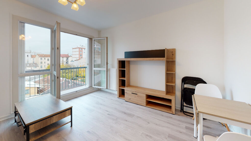 à 7 km de Paris 05 864 € / mois cc Appartement 1 pièce 28.01 m² Meublé Avec balcon Voir le bien