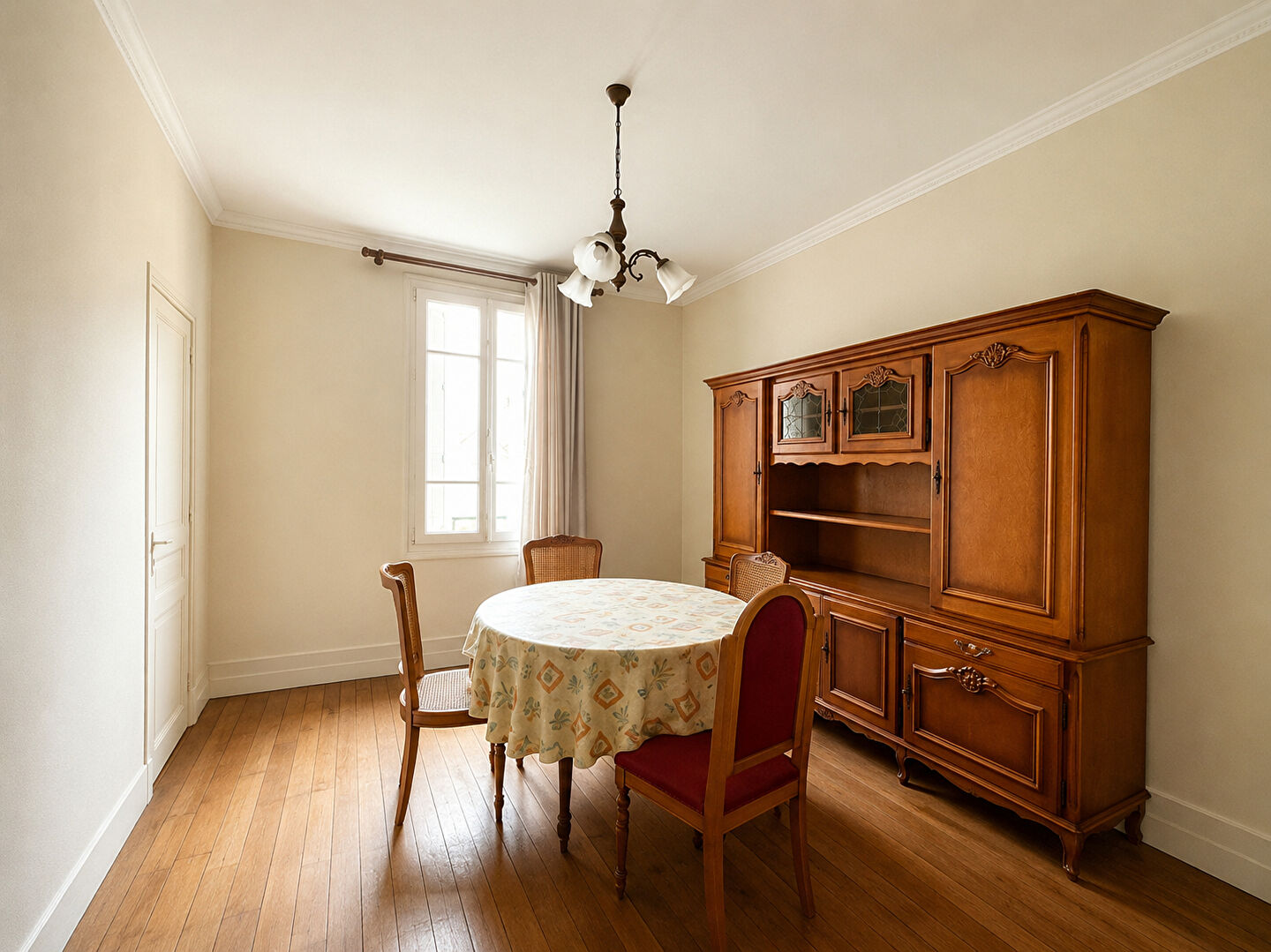 Alfortville (94) Exclusif 210 000 € Appartement 3 pièces , 2 chambres 49.95 m²