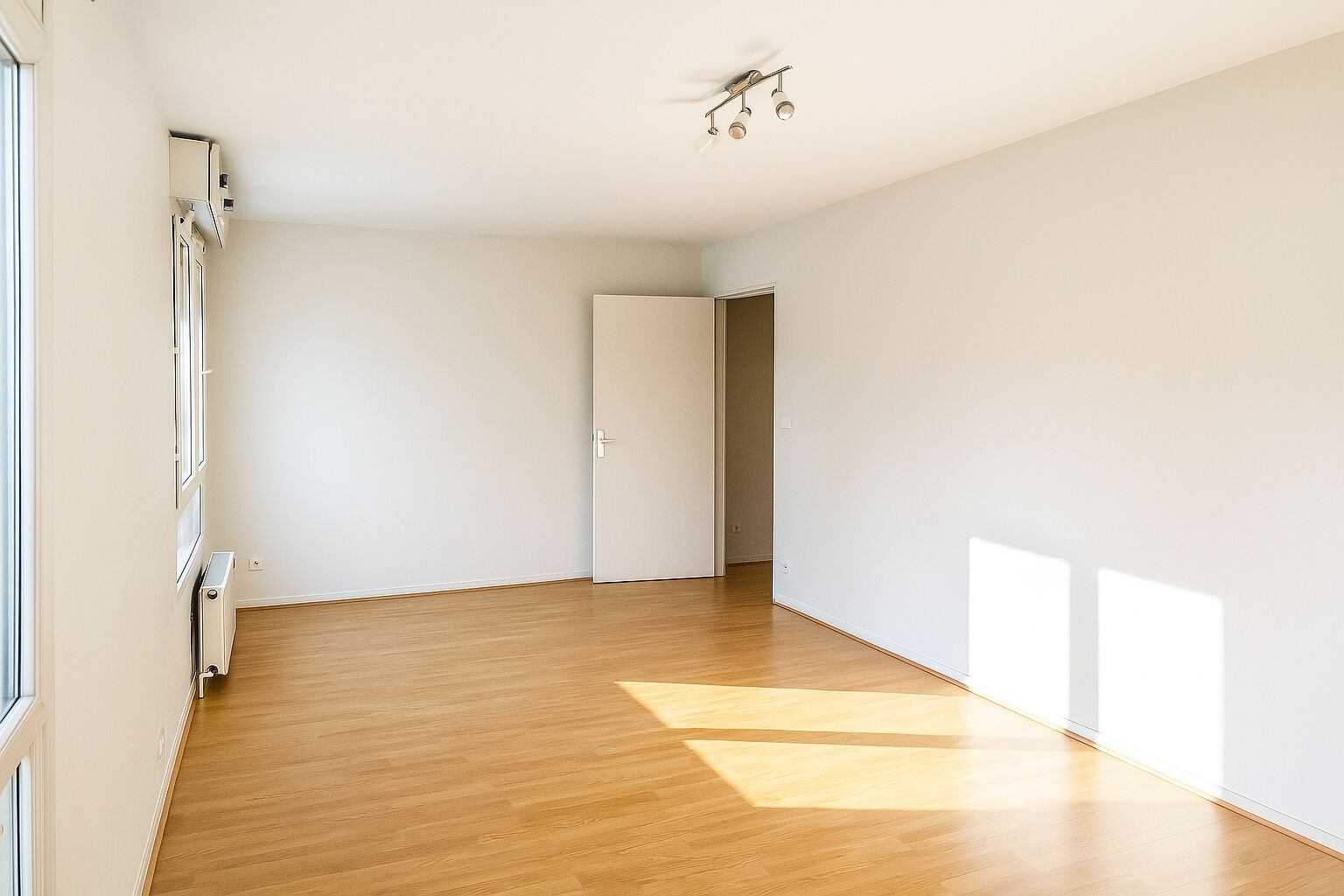 Appartement CHARENTON LE PONT (94220) 1 pièce 27.05 m²