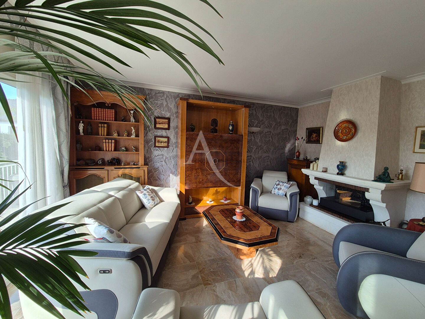 Maison NEUILLY PLAISANCE (93360) 7 pièces 190.00 m²