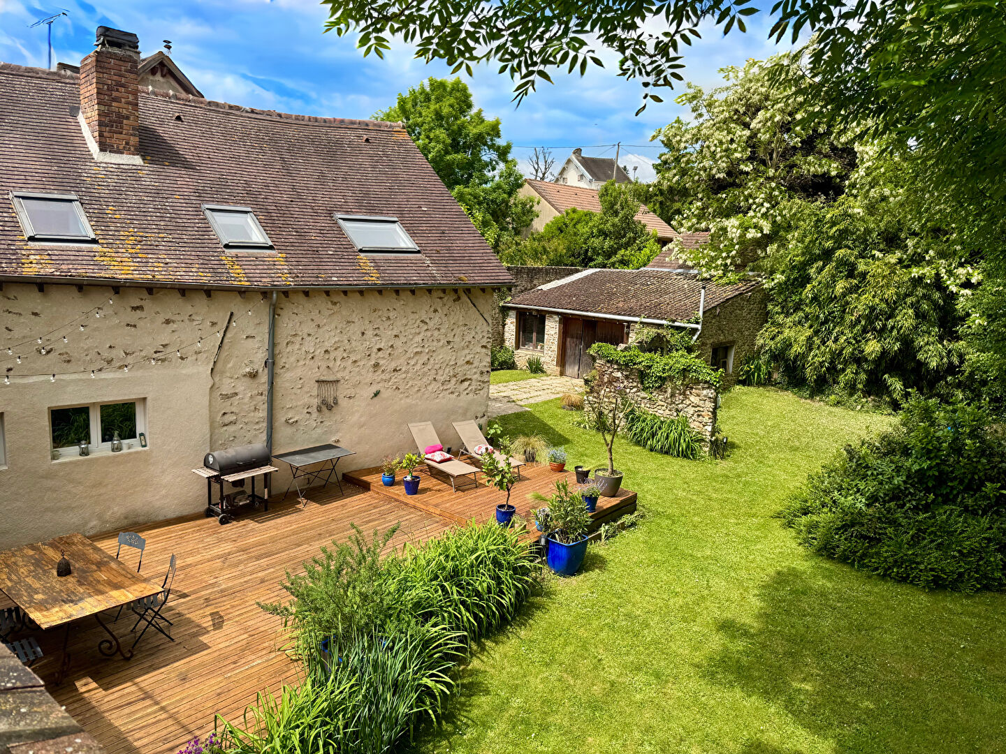 Maison COULOMMIERS (77120) 7 pièces 174.72 m²
