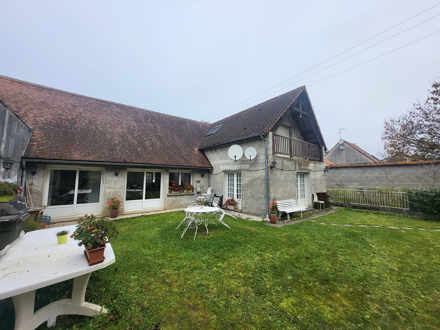 Maison VERNOU LA CELLE SUR SEINE (77670) 6 pièces 211.00 m²