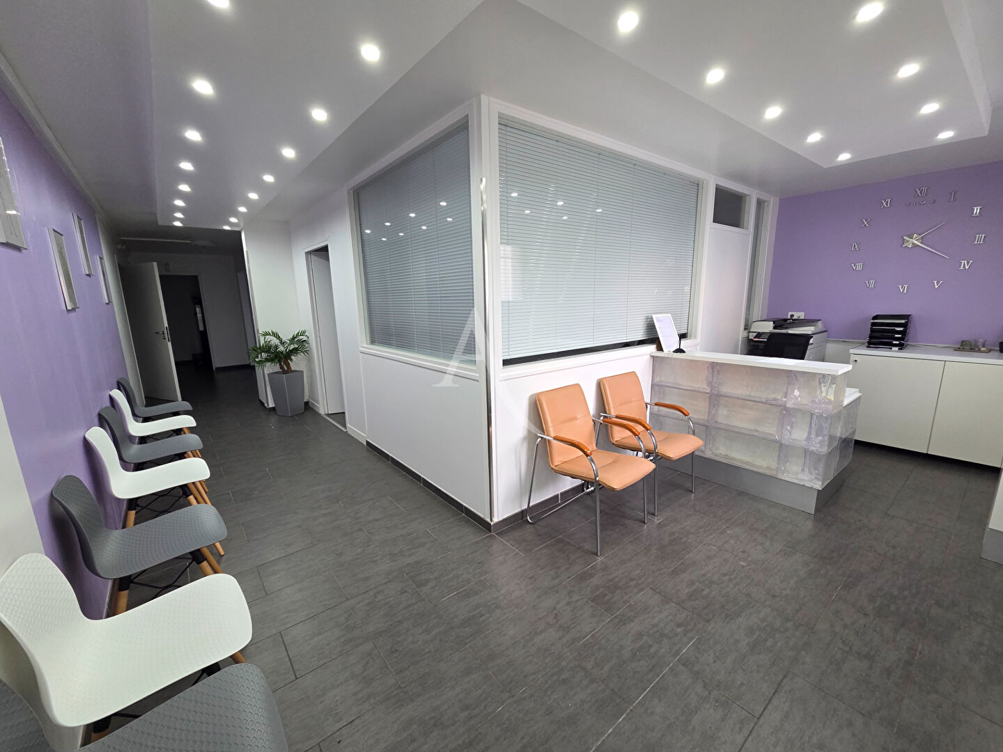 Local d'activité TREMBLAY EN FRANCE (93290) 4 pièces 83.47 m²