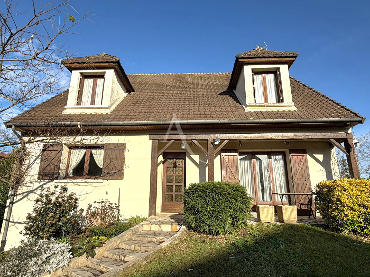 Maison NEUILLY PLAISANCE (93360) 7 pi&egrave;ces 266.00 m&sup2;