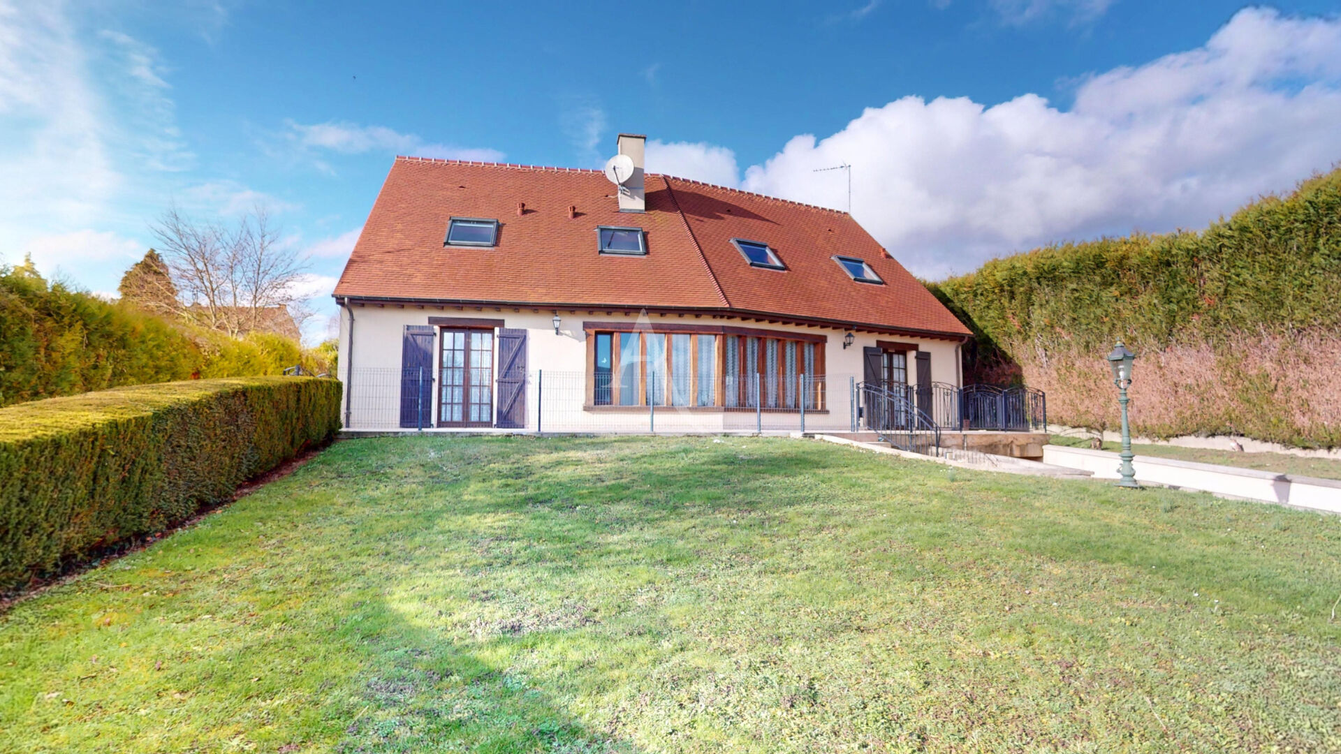Annet-sur-Marne (77) Exclusif 859 000 € Maison 7 pièces , 5 chambres 175.00 m² Avec jardin, terrasse, garage/box Voir le bien