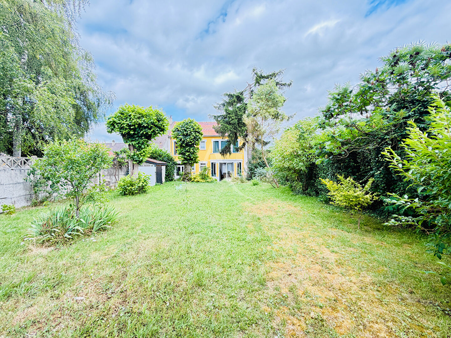 Jablines (77) 220 000 € Maison 6 pièces , 4 chambres 117.00 m² Voir le bien