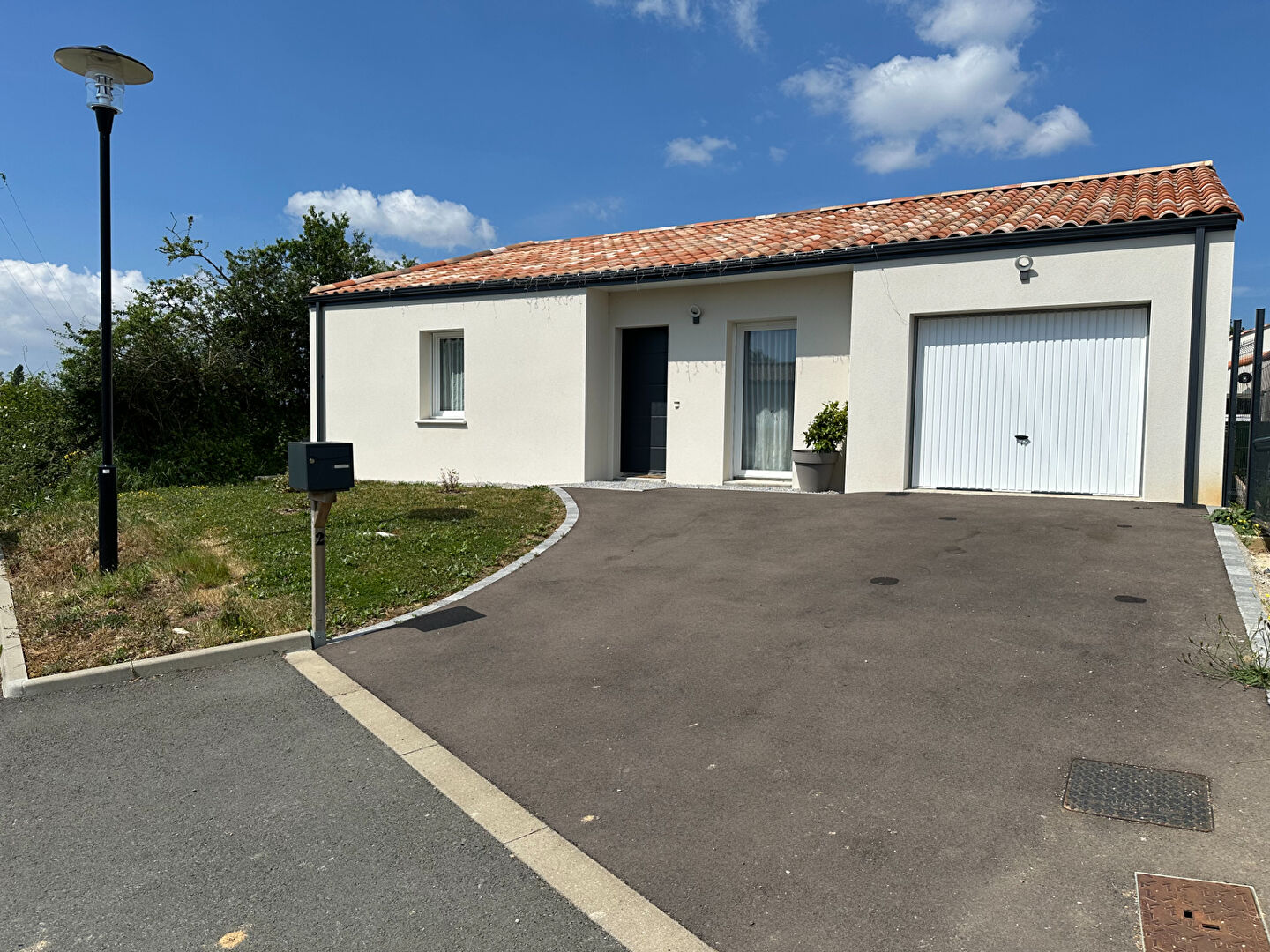 Maison MOUTIERS LES MAUXFAITS (85540) 3 pi&egrave;ces 76.85 m&sup2;