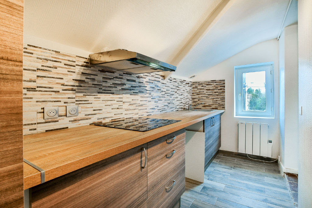 Appartement VERNEUIL L ETANG (77390) 2 pièces 34.76 m²