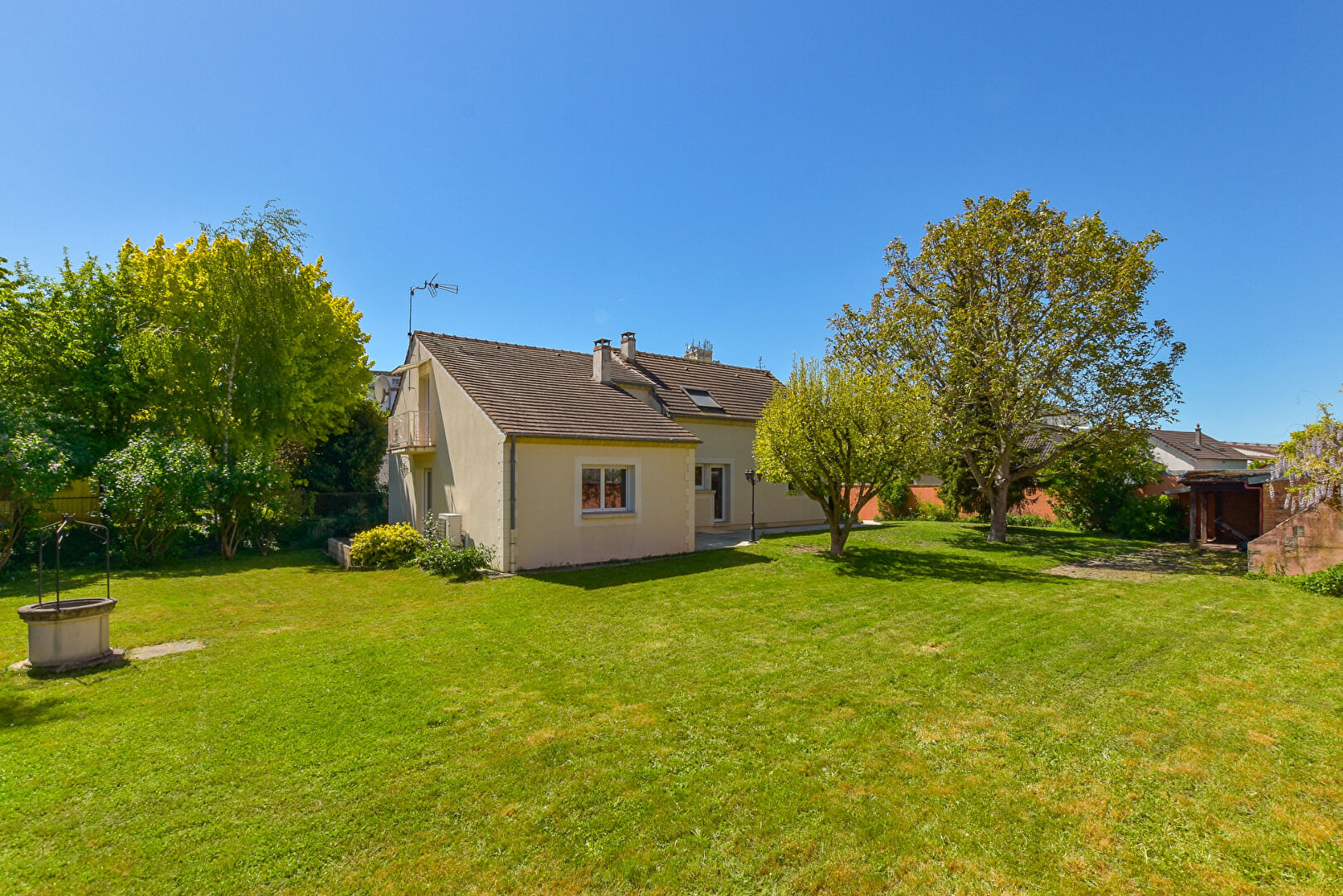 Maison GUIGNES (77390) 7 pi&egrave;ces 174.00 m&sup2;