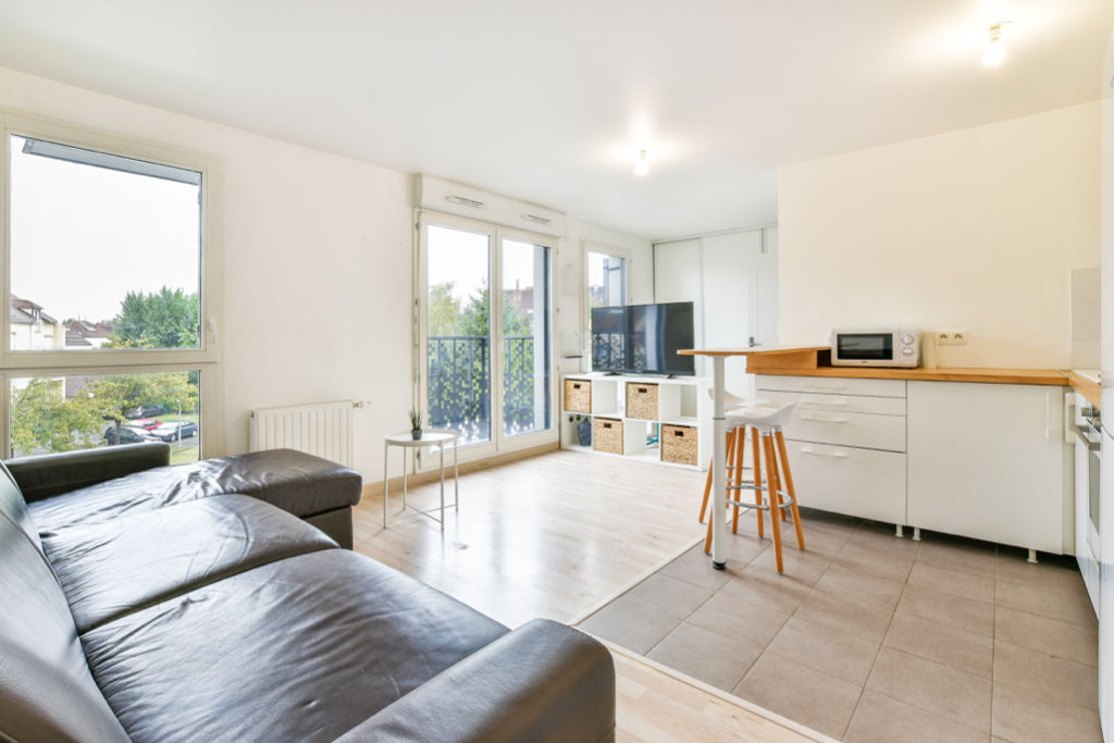 Appartement BRIE COMTE ROBERT (77170) 1 pièce 27.68 m²