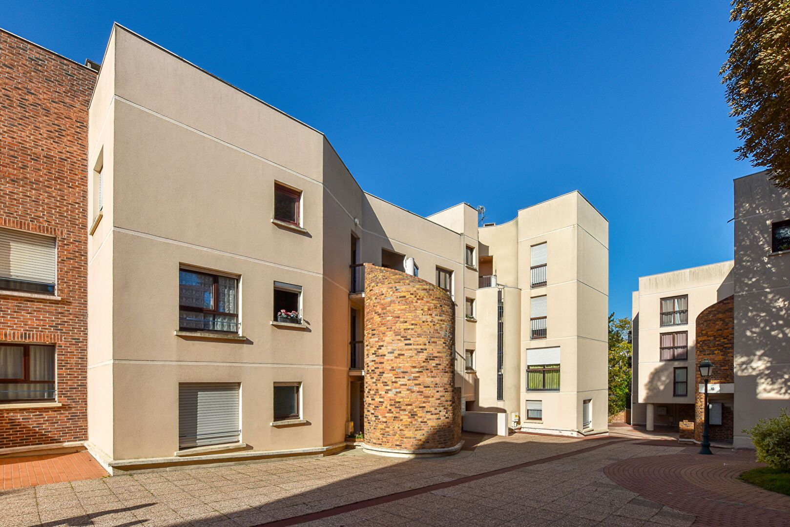 Appartement NOISY LE GRAND (93160) 1 pièce 24.53 m²