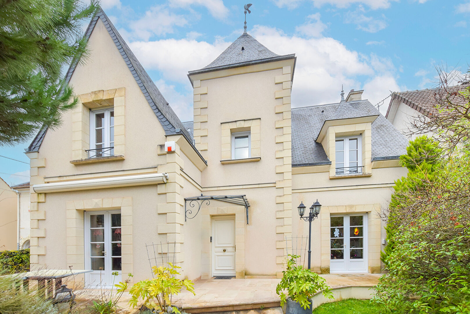 Maison VILLECRESNES (94440) 7 pièces 162.47 m²