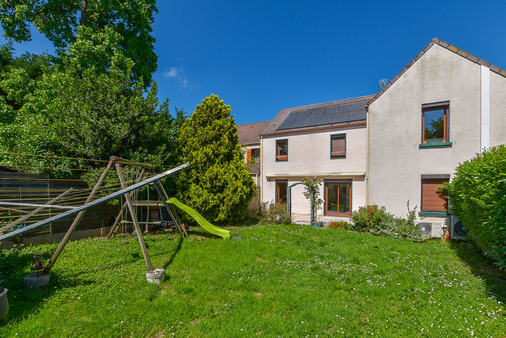 Maison GUIGNES (77390) 7 pièces 131.86 m²