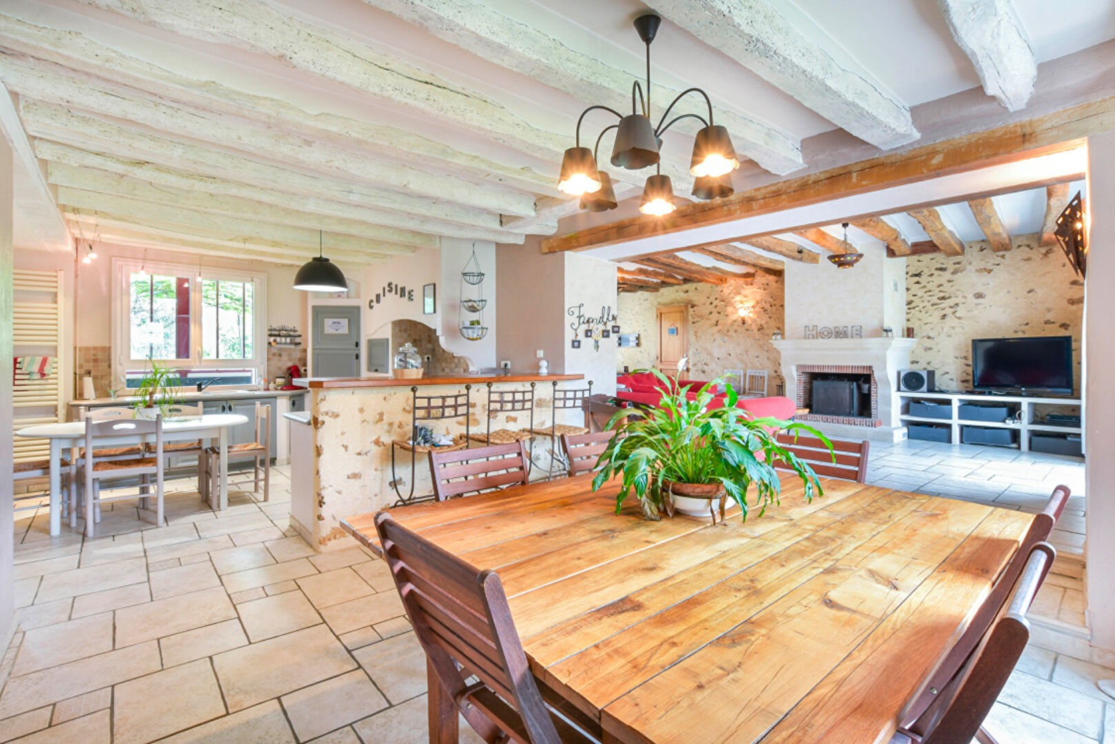 Maison CHAUMES EN BRIE (77390) 7 pièces 190.00 m²