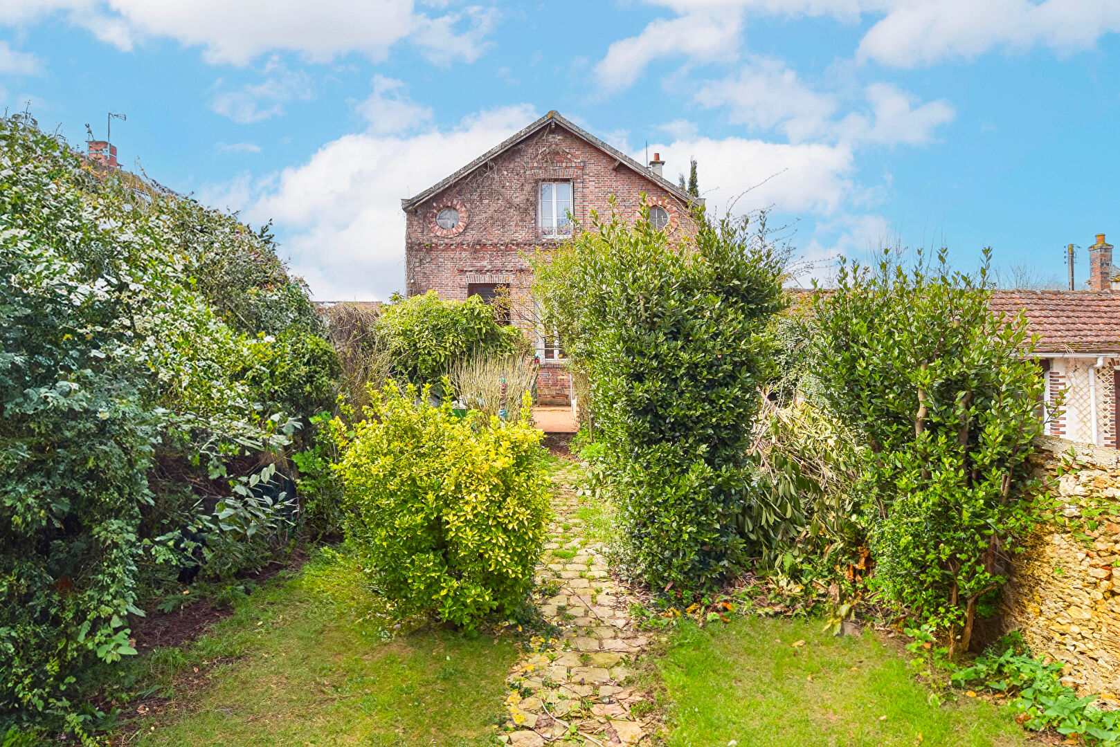 Maison GUIGNES (77390) 5 pièces 106.00 m²