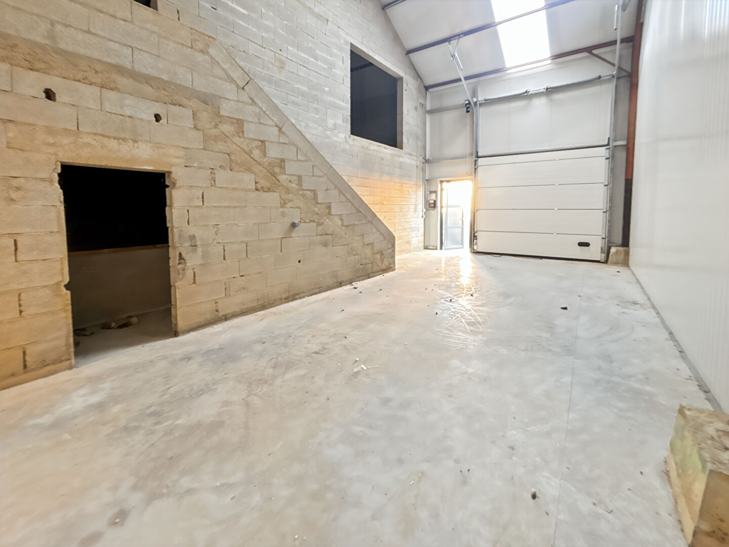 Entrep&ocirc;t / Local industriel PERIGNY SUR YERRES (94520) 103.00 m&sup2;