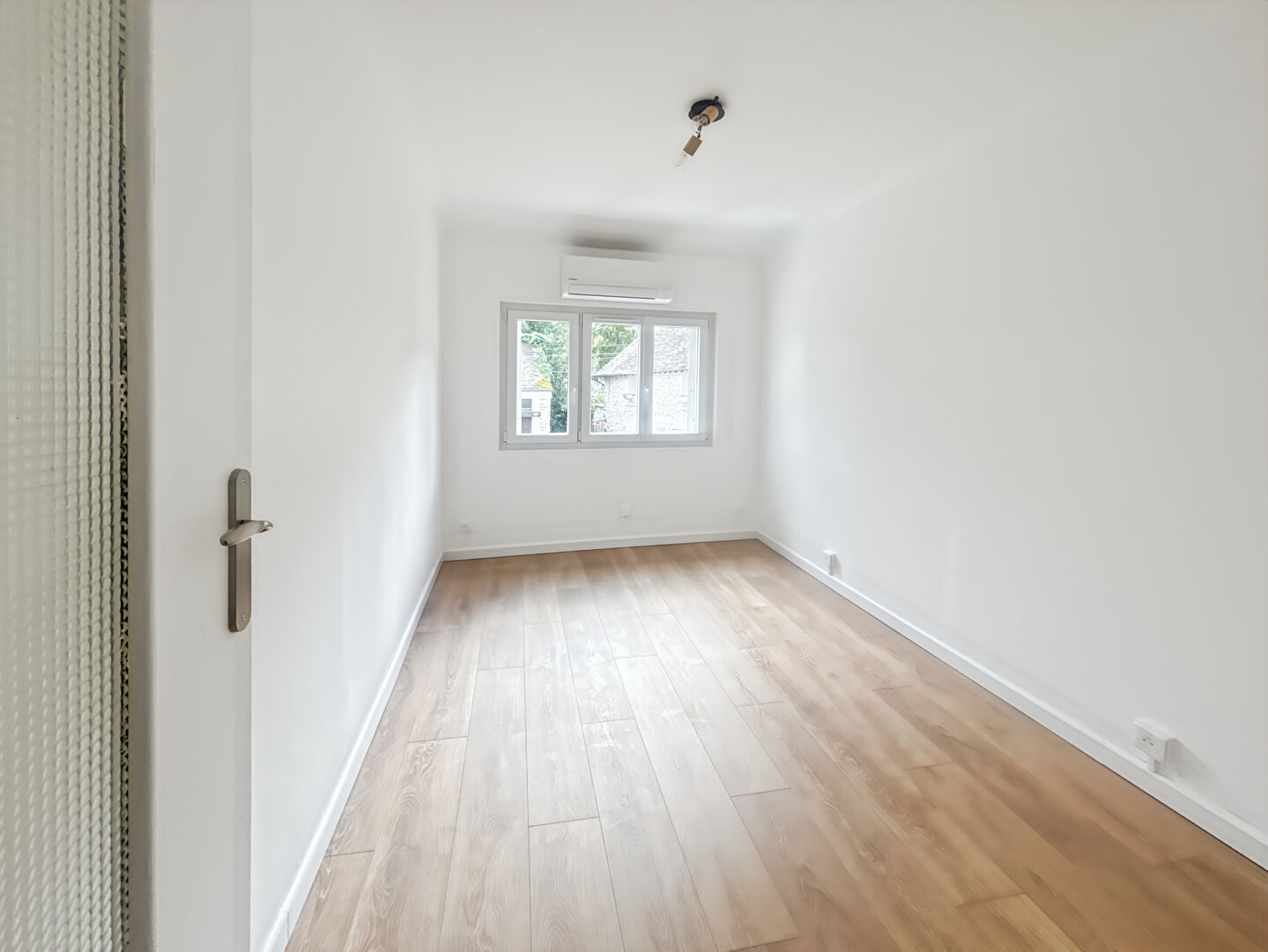 Maison GUIGNES (77390) 4 pièces 92.96 m²