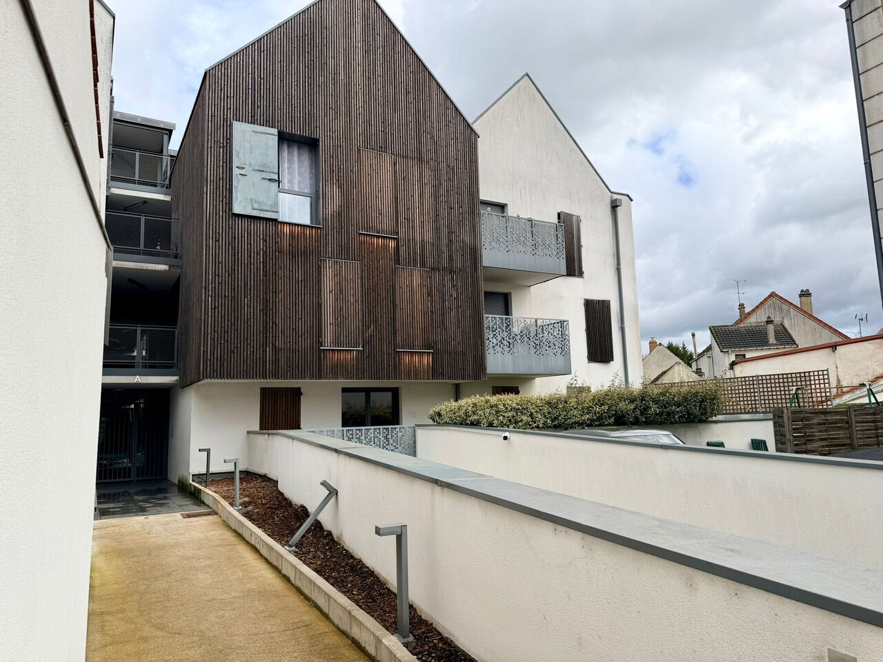 Appartement BRIE COMTE ROBERT (77170) 1 pi&egrave;ce 24.70 m&sup2;