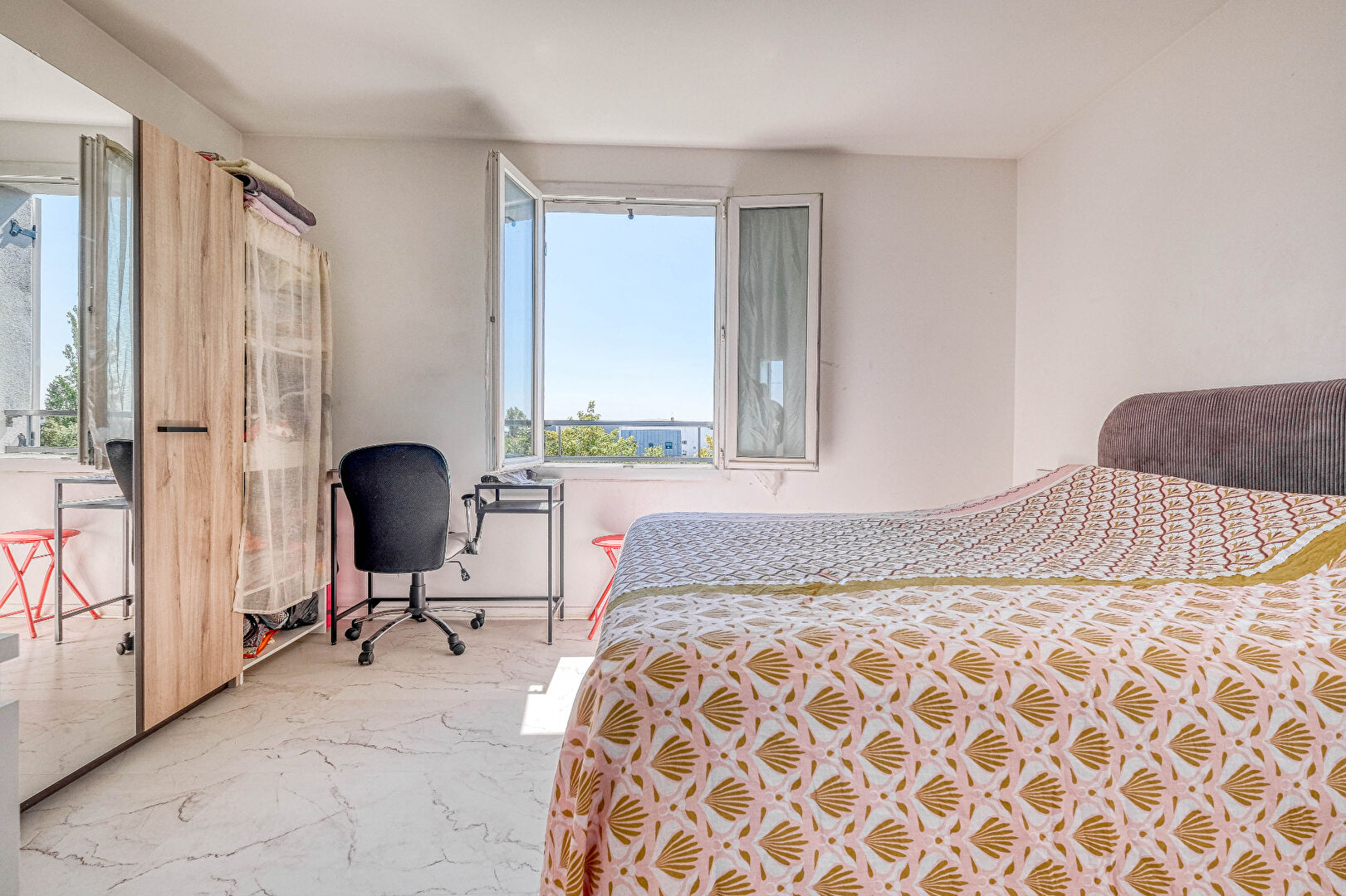 Appartement SANTENY (94440) 3 pi&egrave;ces 56.00 m&sup2;