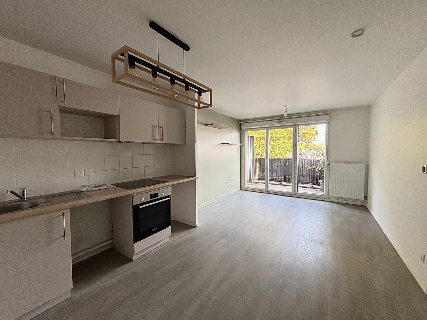 Appartement CLICHY SOUS BOIS (93390) 2 pi&egrave;ces 39.00 m&sup2;
