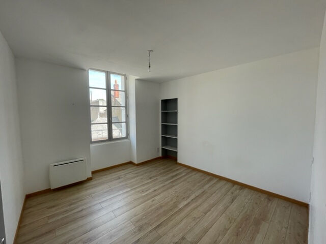 Appartement CHATEAUBRIANT (44110) 2 pi&egrave;ces 46.00 m&sup2;