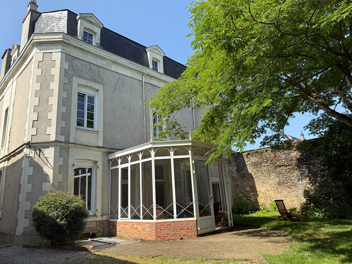 Maison OMBREE D ANJOU (49520) 10 pièces 300.00 m²