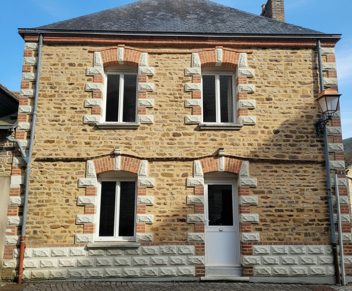 Maison TEILLAY (35620) 10 pi&egrave;ces 185.00 m&sup2;
