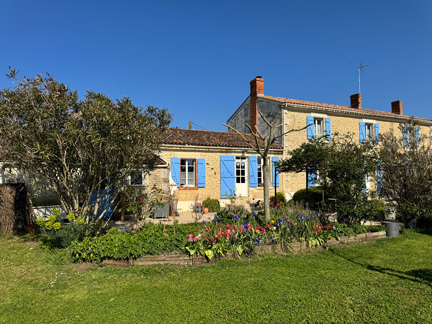 Maison LE GUE DE VELLUIRE (85770) 6 pi&egrave;ces 188.00 m&sup2;