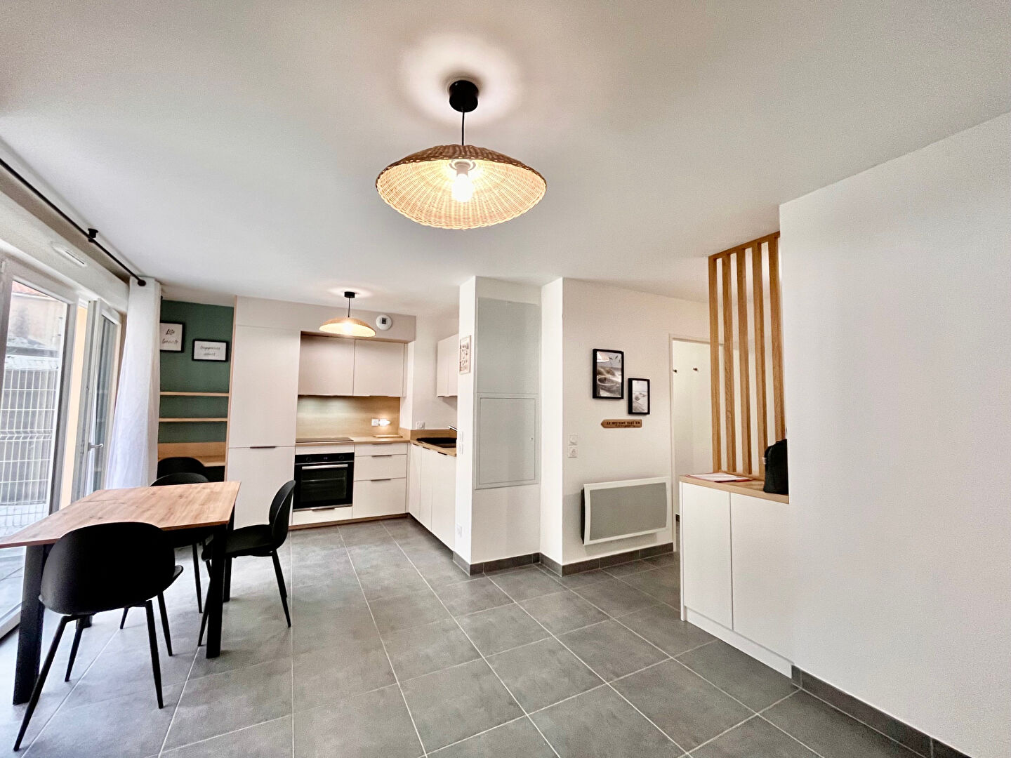 Appartement MEZE (34140) 1 pièce 32.67 m²