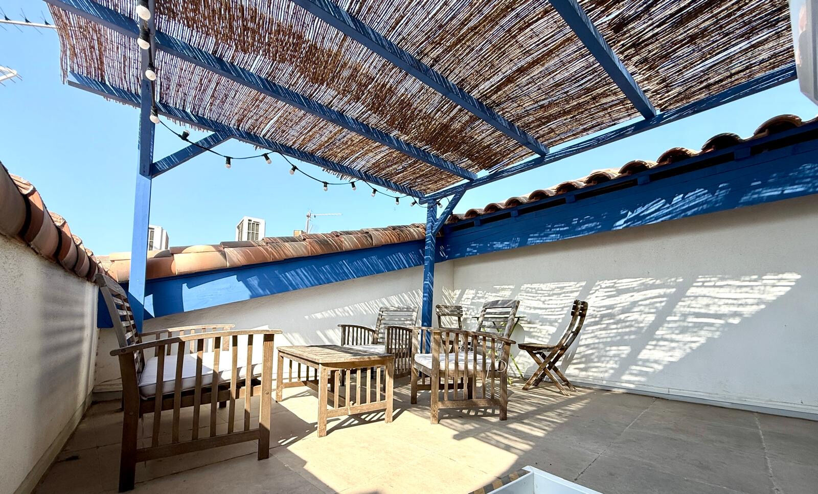 Maison de ville MEZE (34140) 4 pièces 90.00 m²