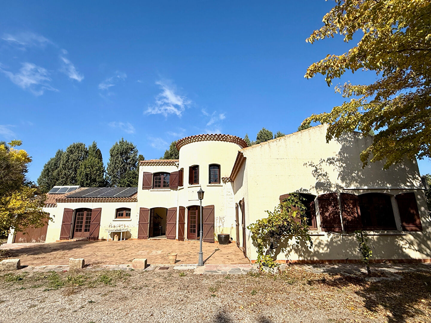 Maison MEZE (34140) 6 pièces 243.00 m²