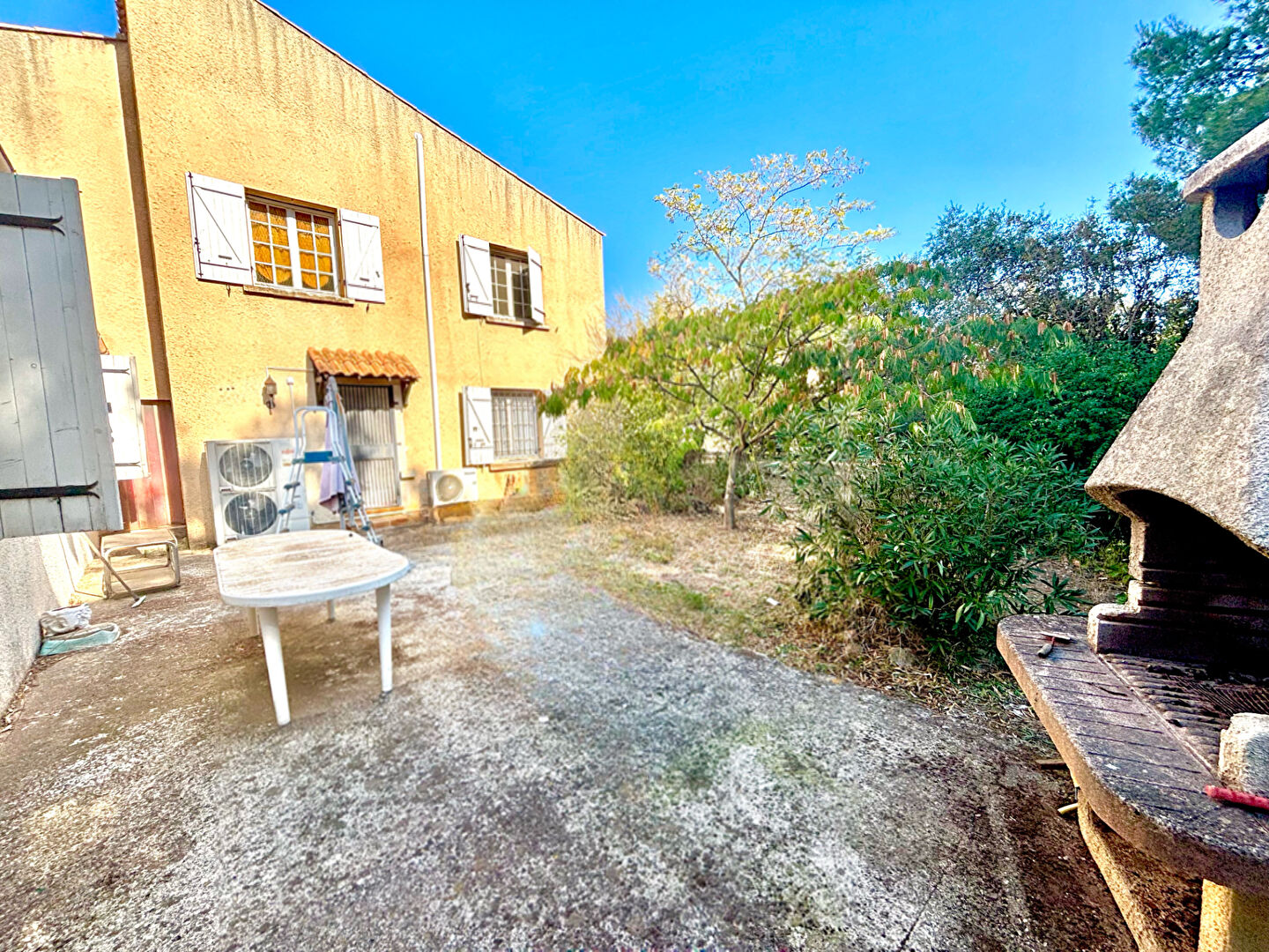 Villa VILLEVEYRAC (34560) 6 pi&egrave;ces 212.00 m&sup2;