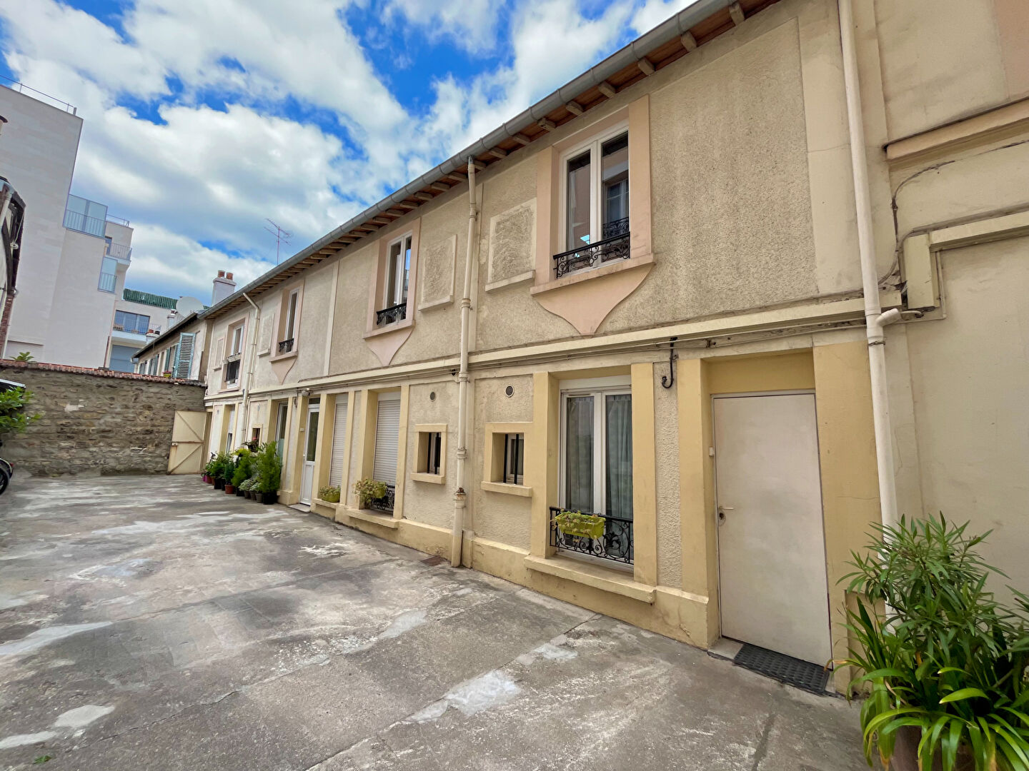 Appartement CLICHY (92110) 2 pi&egrave;ces 32.00 m&sup2;