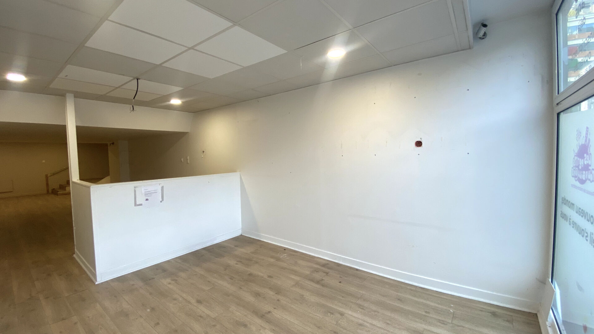 Local commercial PARIS (75013) 199.00 m&sup2;