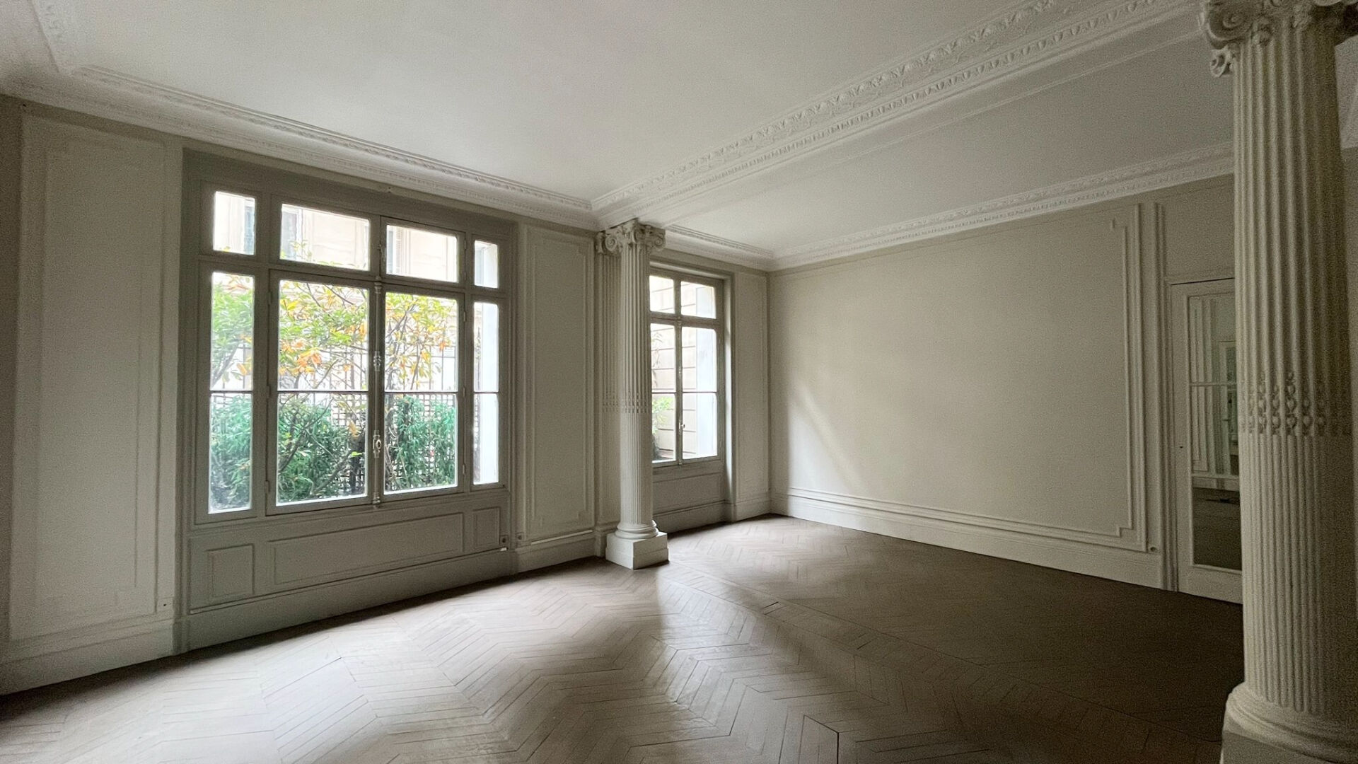 Appartement PARIS (75116) 3 pi&egrave;ces 101.00 m&sup2;