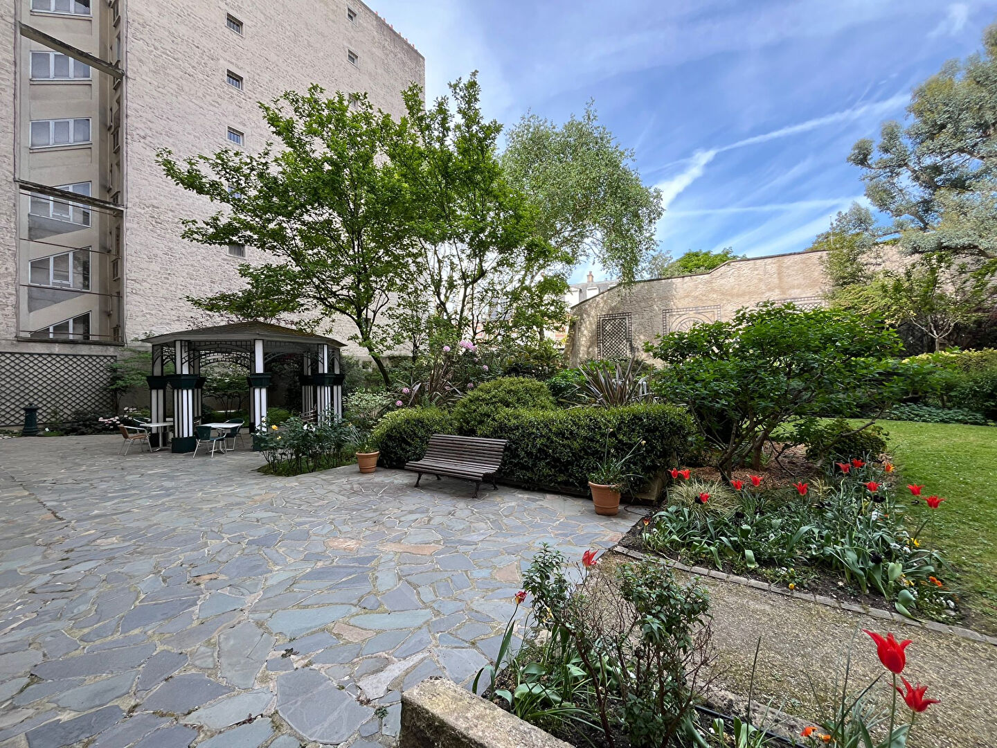 Appartement PARIS (75016) 2 pi&egrave;ces 66.00 m&sup2;