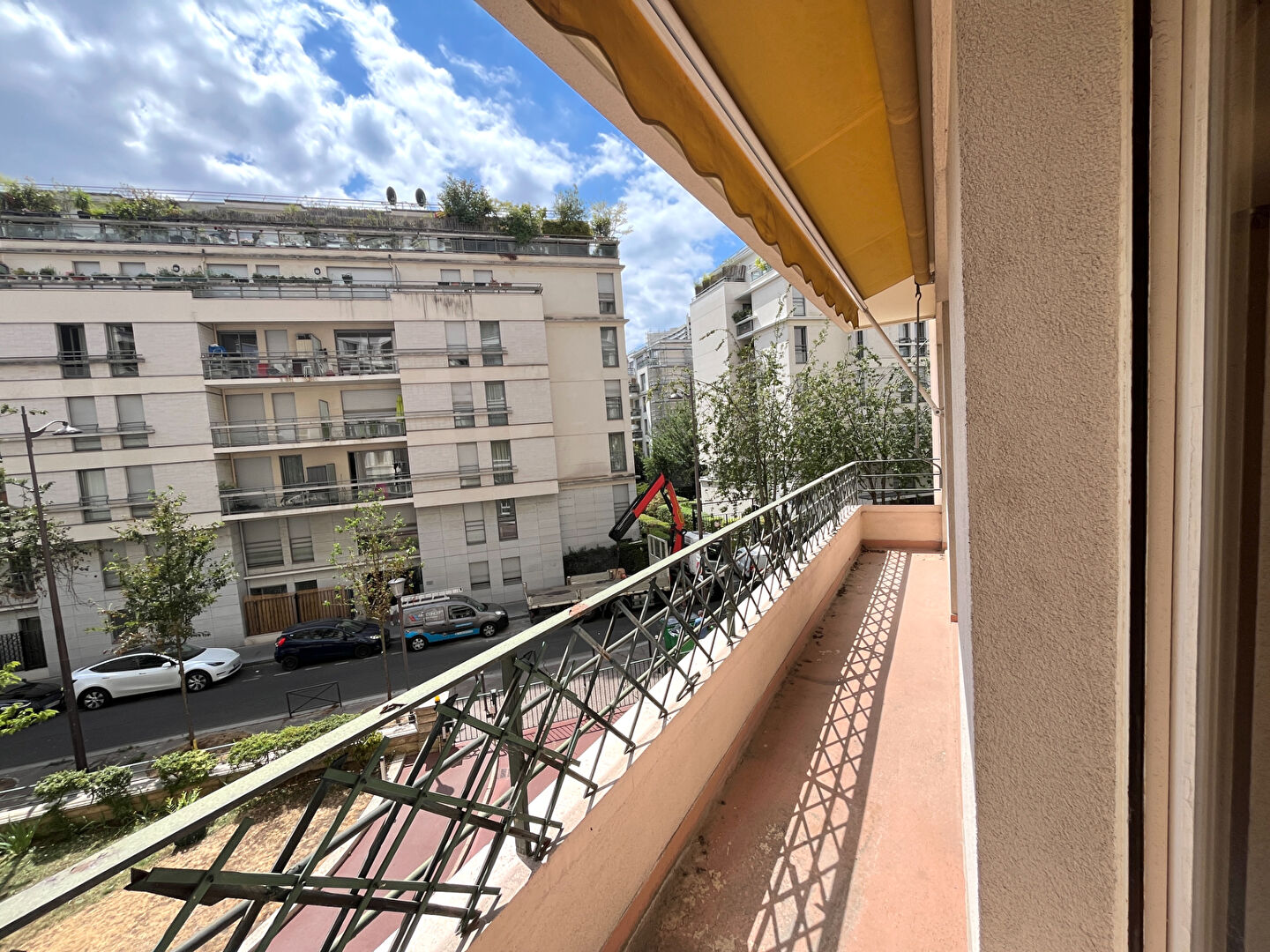 à 3 km de Malakoff Exclusif 750 000 € Appartement 4 pièces , 3 chambres 84.00 m² Avec balcon Voir le bien