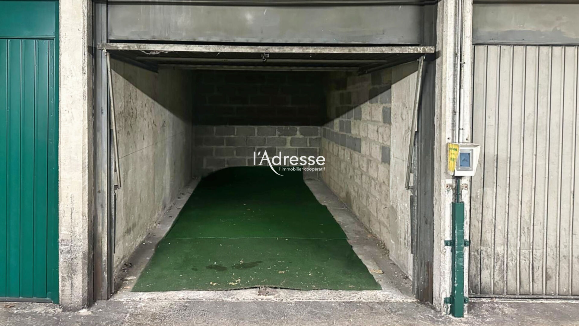 Parking / box PARIS (75015)