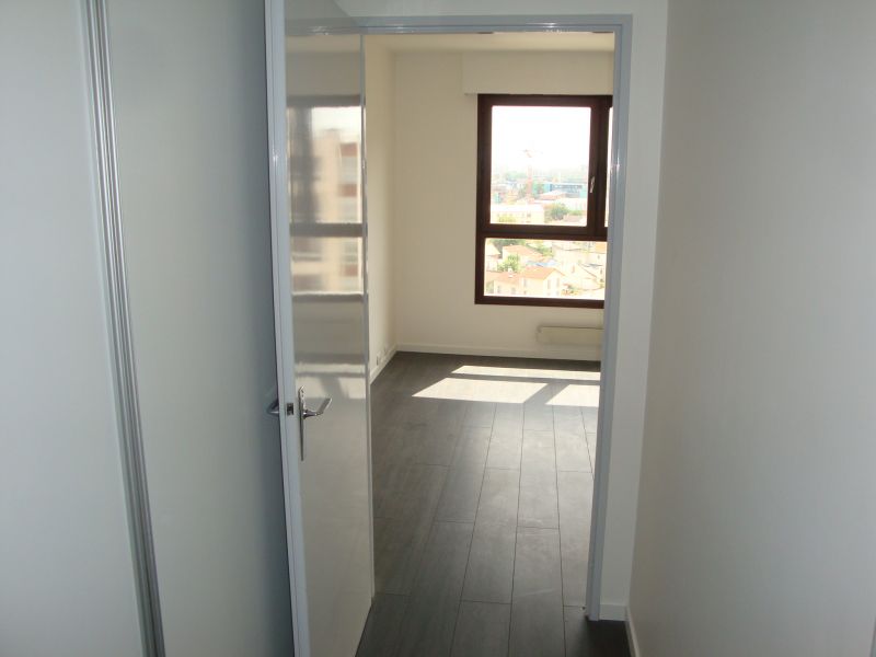 Appartement ISSY LES MOULINEAUX (92130) 1 pièce 33.00 m²