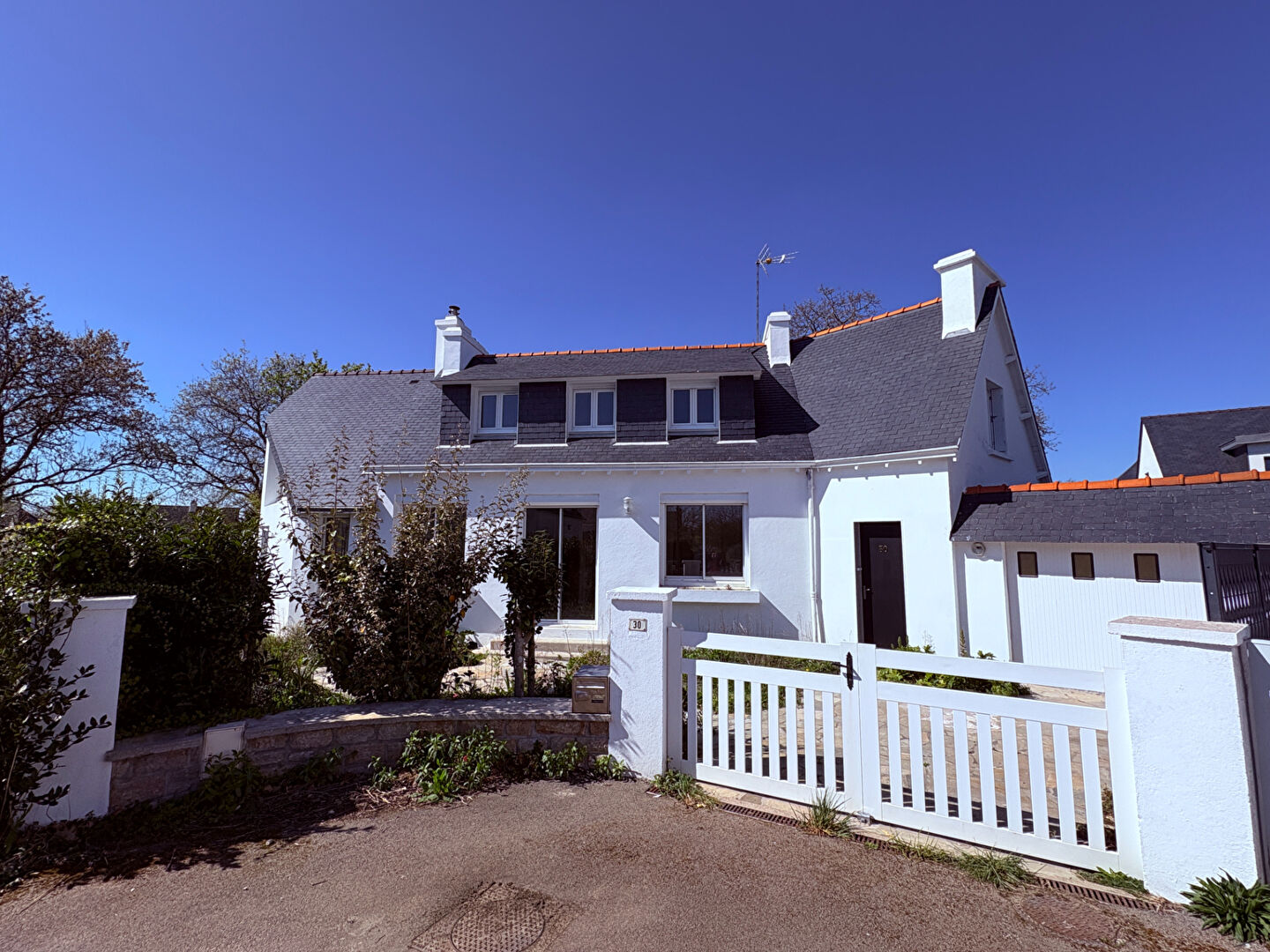 Maison FOUESNANT (29170) 8 pi&egrave;ces 170.00 m&sup2;