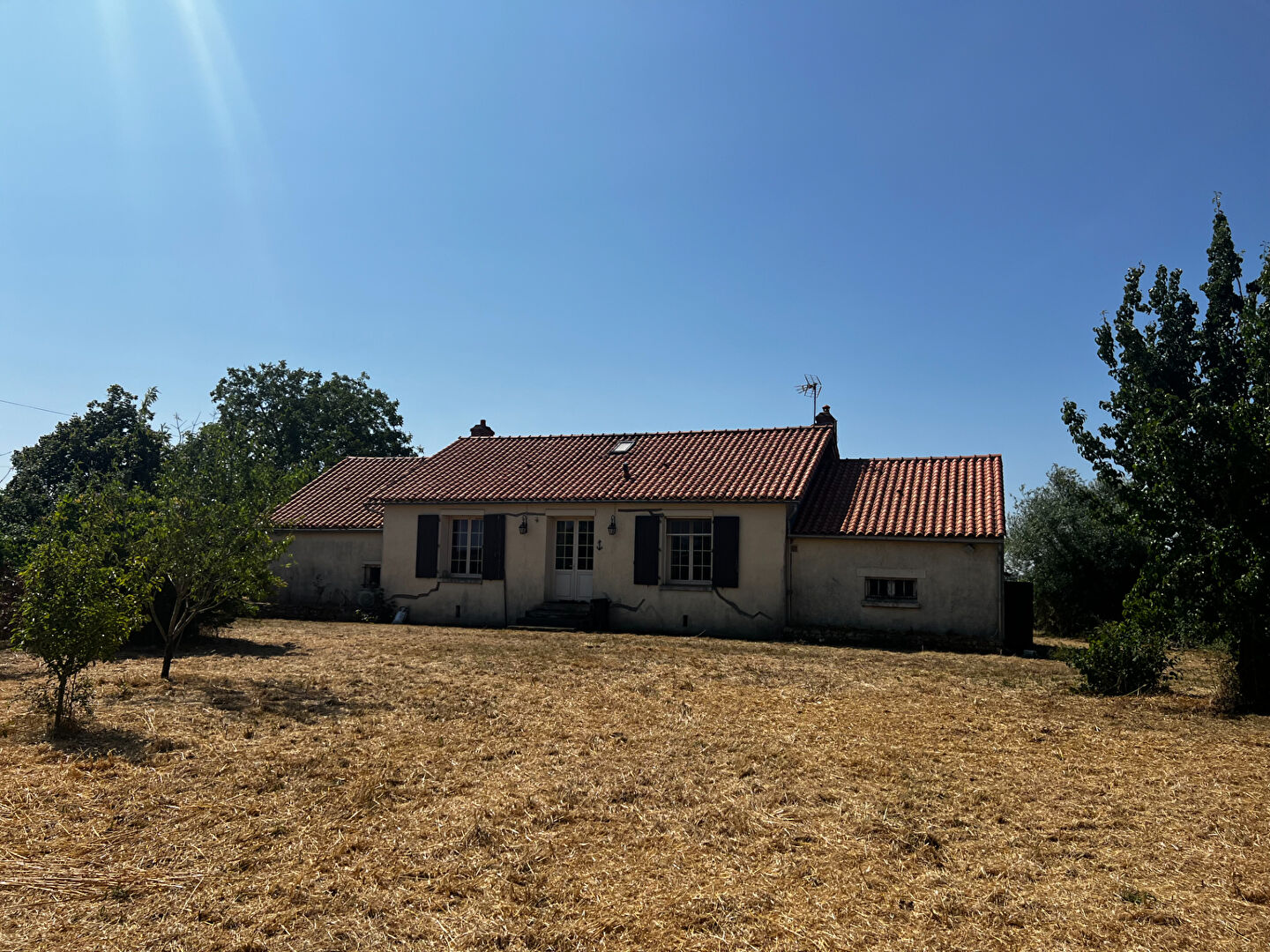 Maison LE GUE DE VELLUIRE (85770) 6 pièces 170.00 m²