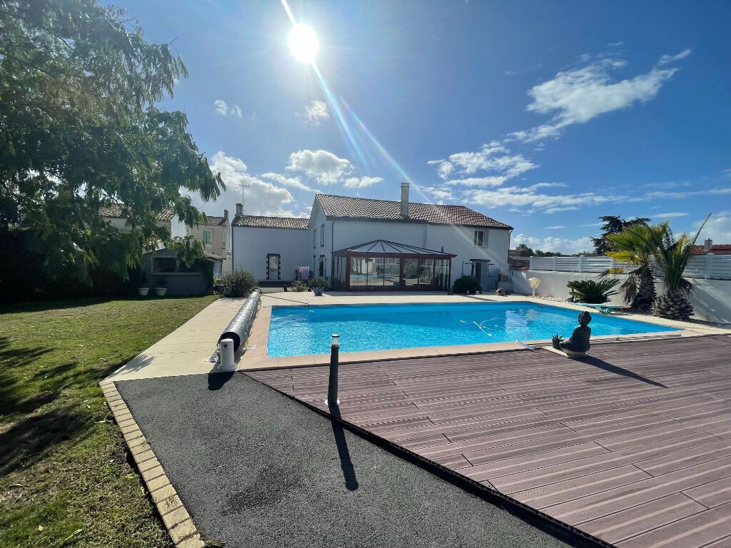 Maison à Vendre à SaintValérien (85570) Achat / Vente Maison l'Adresse