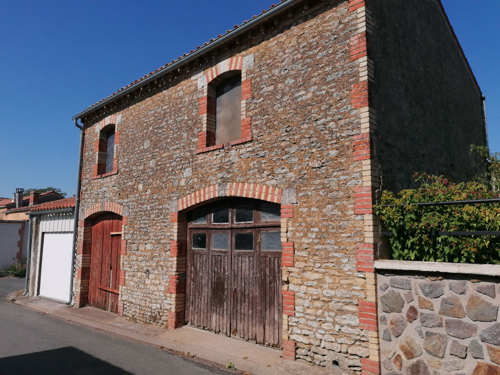 Maison LE GUE DE VELLUIRE (85770) 1 pièce 67.00 m²