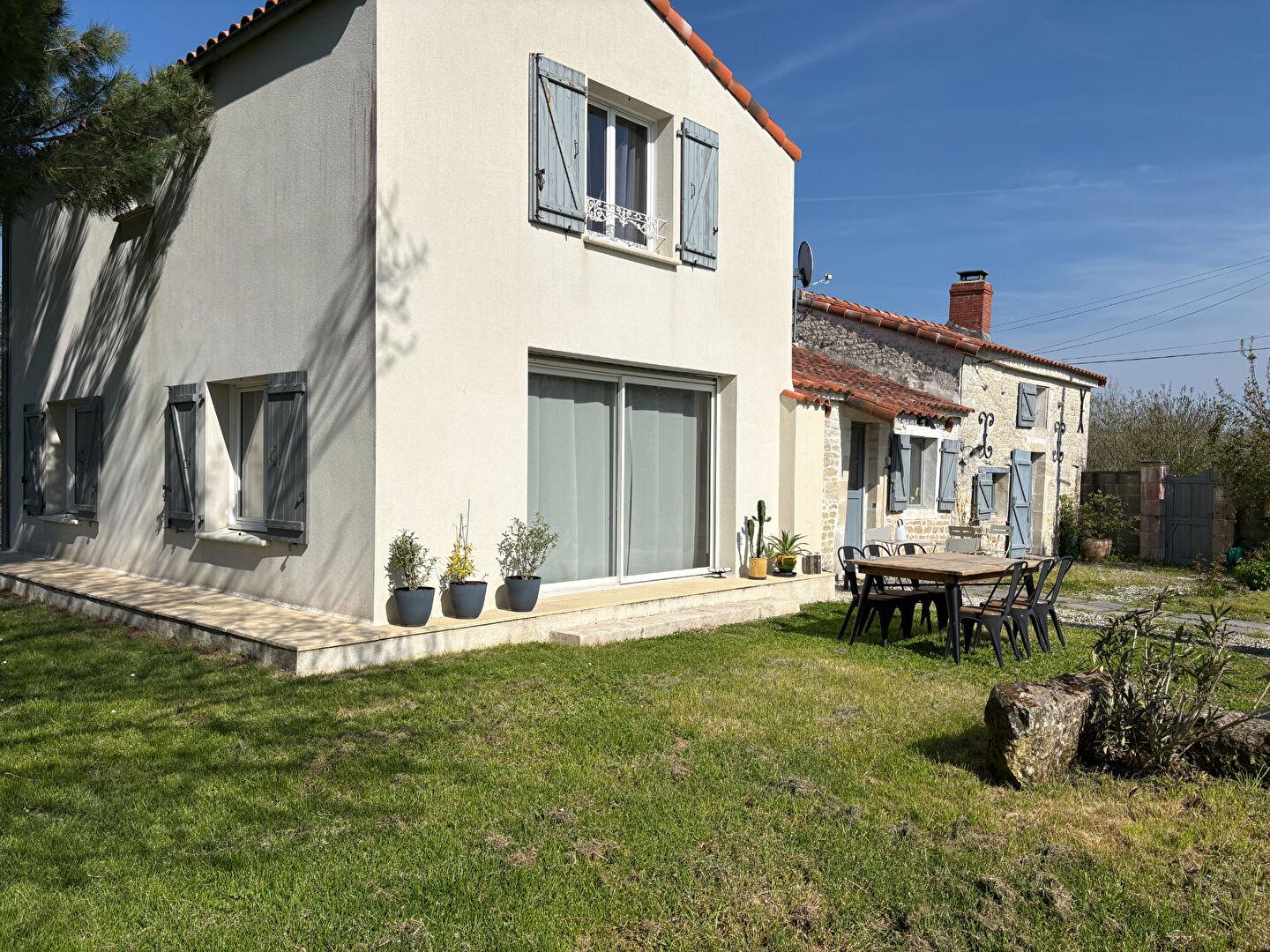 Maison NALLIERS (85370) 5 pi&egrave;ces 165.00 m&sup2;