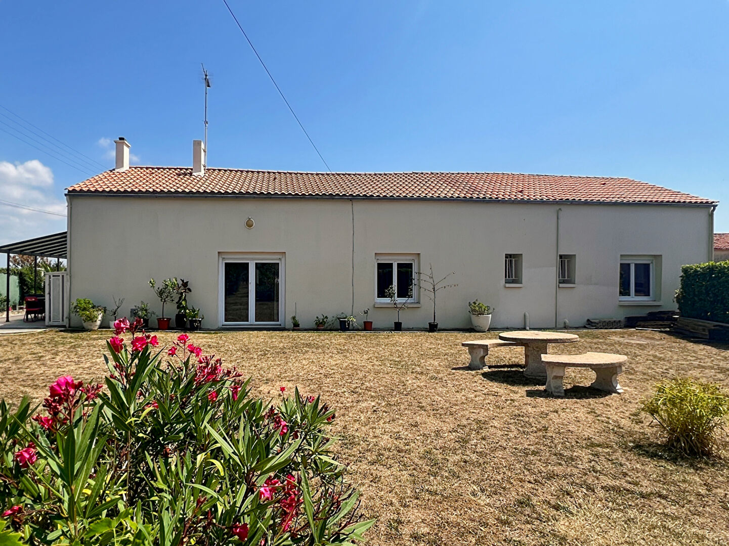Maison MOUZEUIL SAINT MARTIN (85370) 6 pièces 168.00 m²