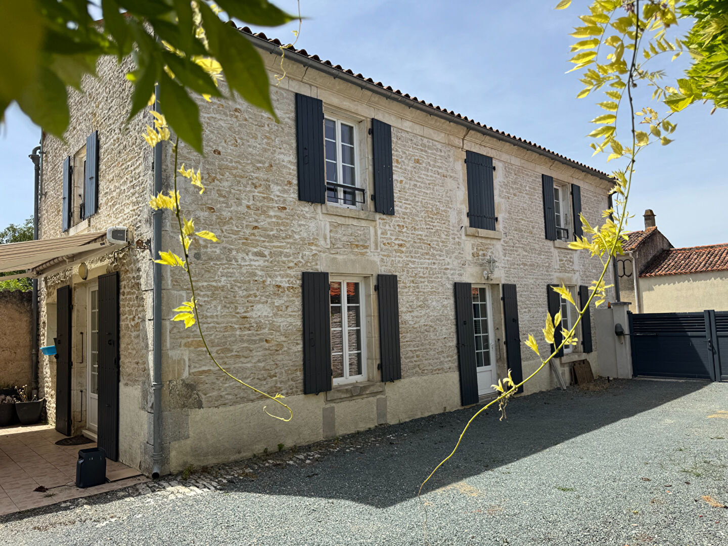Maison VOUILLE LES MARAIS (85450) 5 pi&egrave;ces 109.07 m&sup2;
