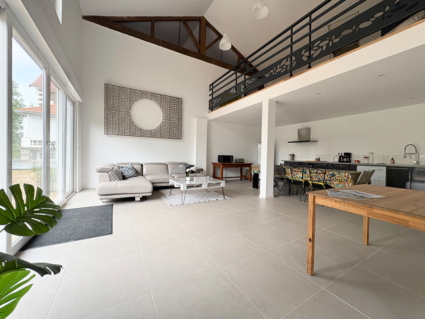 Maison NALLIERS (85370) 11 pi&egrave;ces 265.00 m&sup2;