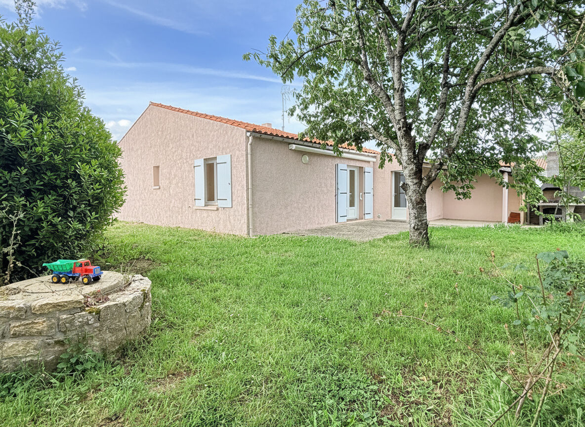 Maison CHAMPAGNE LES MARAIS (85450) 4 pi&egrave;ces 68.00 m&sup2;